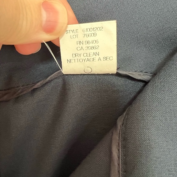 Theory Wool Wide Leg Trouser Pants in Navy Blue, size 2 - Picture 7 of 8